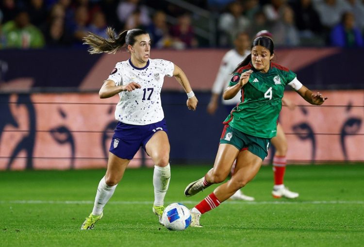 USA midfielder Sam Coffey believes the team are battle tested ahead of Sunday's women's Gold Cup final against Brazil.. ©AFP