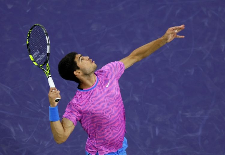 Spain's Carlos Alcaraz serves on the way to a second-round victory over Matteo Arnaldi of Italy at the WTA-ATP Indian Wells Masters. ©AFP
