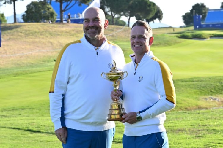 Thomas Bjorn (left) will again serve as an assistant to Europe captain Luke Donald at the 2025 Ryder Cup. ©AFP