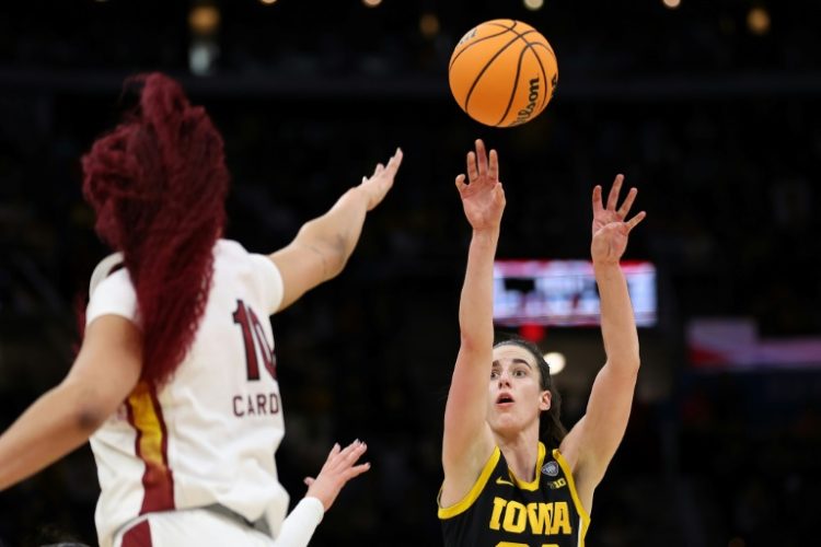 Caitlin Clark finished with 30 points but it was not enough to help Iowa to the US college crown. ©AFP