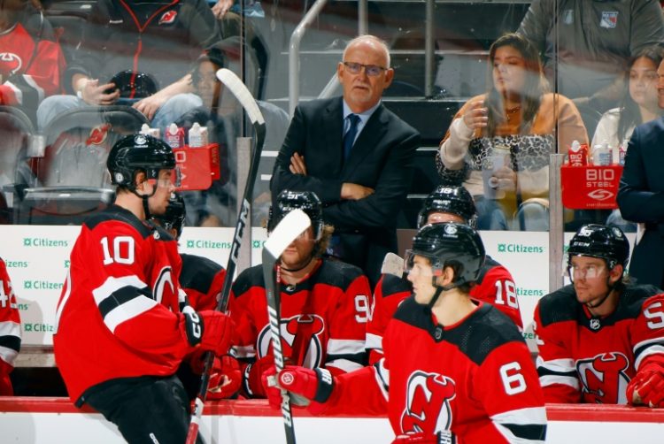 Lindy Ruff, shown coaching the New Jersey Devils earlier this season before his firing last month, was hired as coach of the NHL Buffalo Sabres. ©AFP