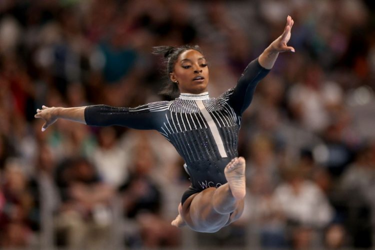 Simone Biles competes in floor exercise at the US Gymnastics championships in Fort Worth, Texas. ©AFP