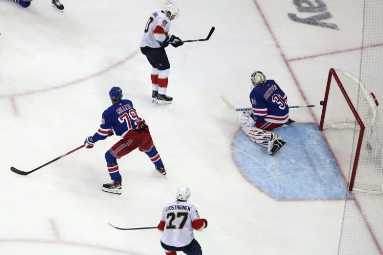 Igor Shesterkin of the New York Rangers allows a goal by Anton Lundell of the Florida Panthers in the Panthers' victory in game five of the NHL Eastern Conference final. ©AFP