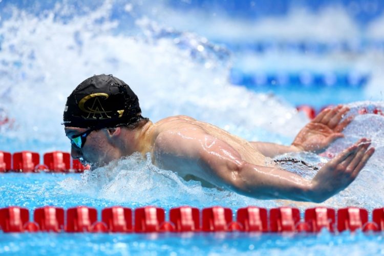 Thomas Heilman, 17, books a Paris Olympics berth with a 200m butterfly victory at the US swimming trials. ©AFP
