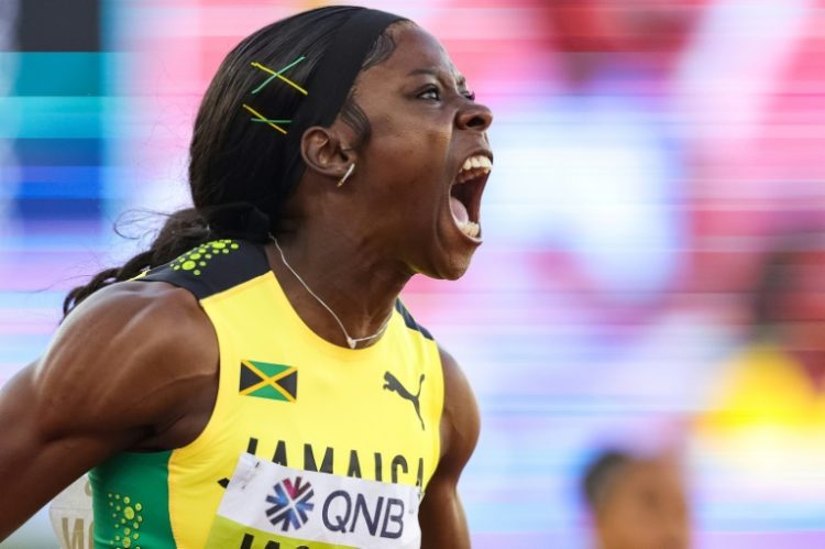 Shericka Jackson won the women's 100m final at the Jamaican Olympic athletics trials to claim her place at the Paris Games. ©AFP
