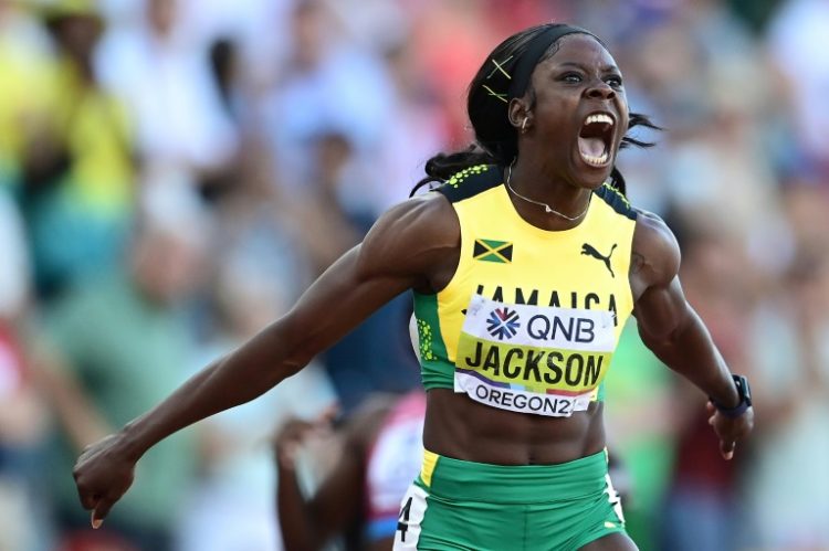 Shericka Jackson won the 200m final at the Jamaican athletics trials to qualify for a chance at a 100-200 sprint double at the Paris Olympics. ©AFP