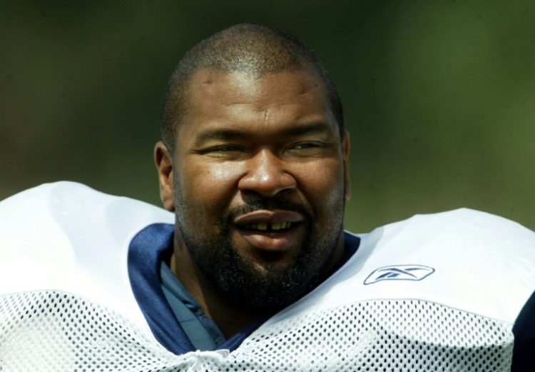 Dallas Cowboys great Larry Allen has passed away at the age of 52, the team said Monday. ©AFP