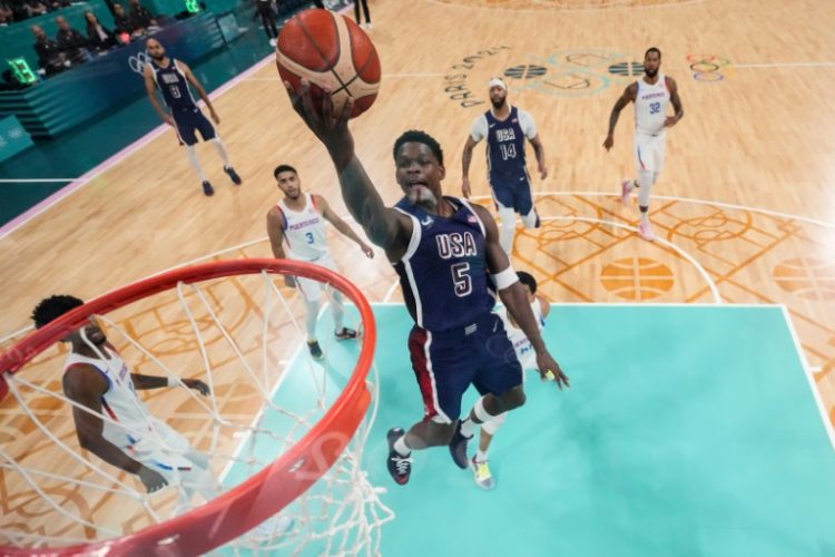 Anthony Edwards led the USA to an easy win over Puerto Rico. ©AFP