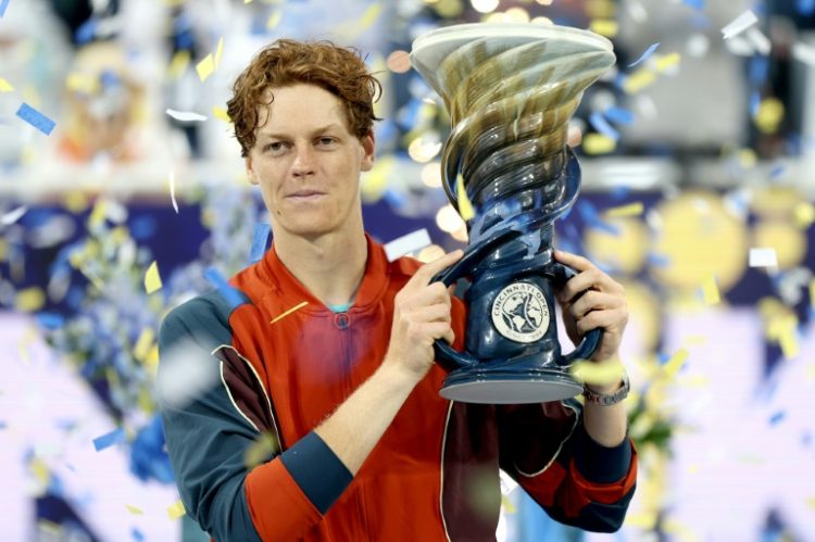 Jannik Sinner celebrates his Cincinnati Open victory over Frances Tiafoe on Monday. ©AFP