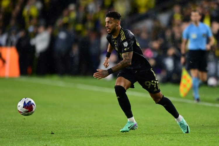 Denis Bouanga of Los Angeles FC in action against the Columbus Crew during the 2023 MLS Cup at Lower.com Field on December 09, 2023.. ©AFP