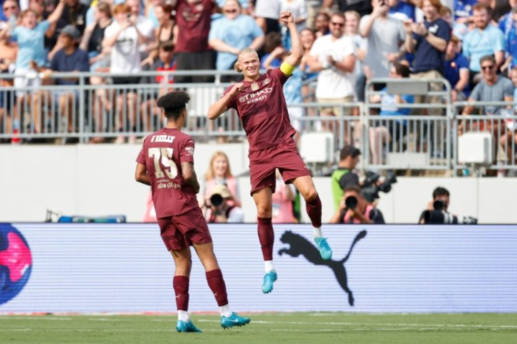 Manchester City forward Erling Haaland, right, celebrates after scoring his second goal against Chelsea in a pre-season English club friendly at Columbus, Ohio. ©AFP