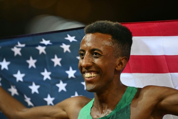 American Yared Nuguse celebrates after winning the men's 1500m in Zurich. ©AFP