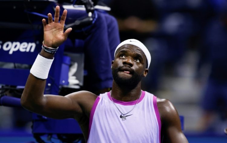 Victory salute: Frances Tiafoe. ©AFP