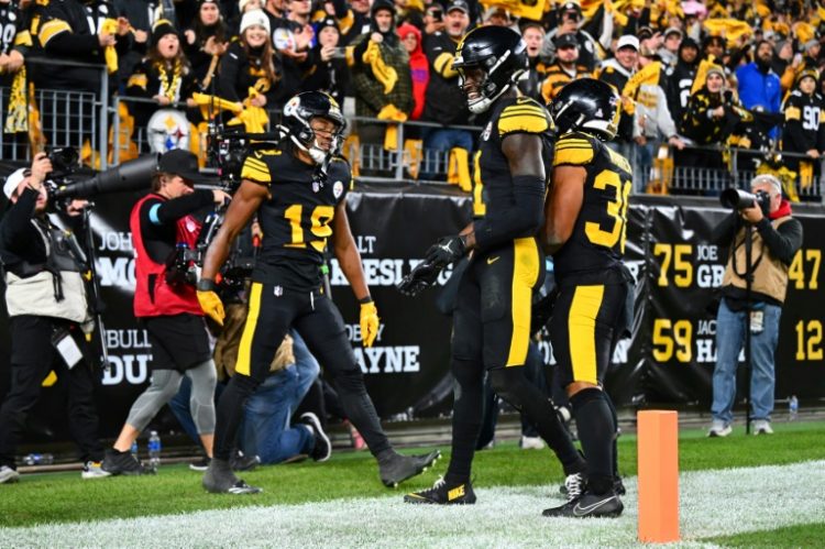 Pittsburgh's Calvin Austin celebrates scoring in the Steelers win over the Giants. ©AFP