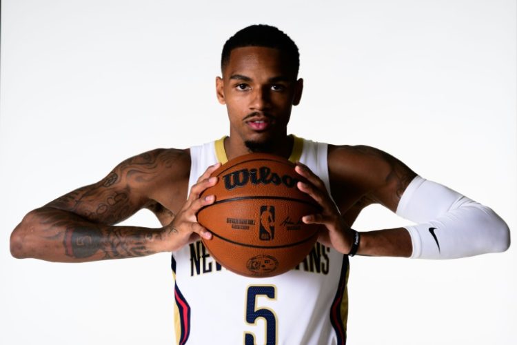 New Orleans Pelicans guard Dejounte Murray will miss four to six weeks of the NBA season after undergoing surgery on a fractured left hand, the team announced. ©AFP