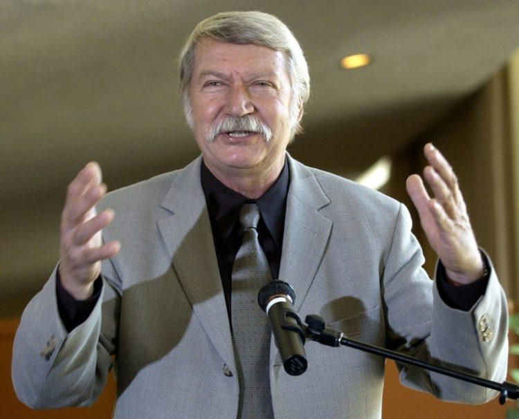 Bela Karolyi, who died on Friday, pictured addressing a press conference 23 February 2005 at United Nations headquarters in New York. . ©AFP