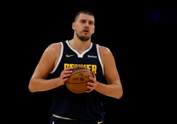 Nikola Jokic scored 34 points to lead the Denver Nuggets to an NBA road victory over the Los Angeles Lakers. ©AFP