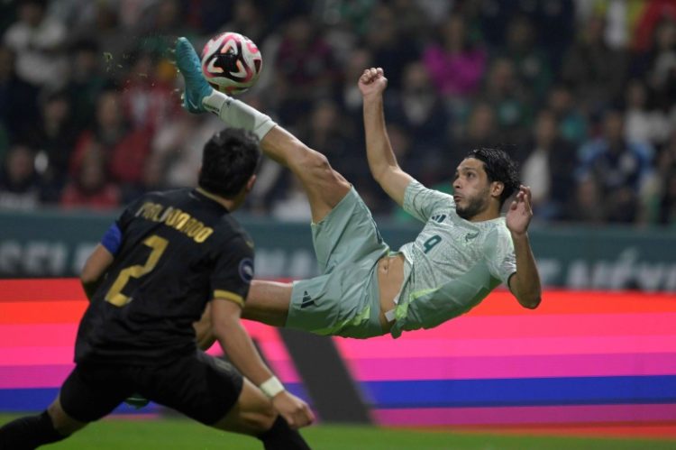 Mexico forward Raul Jimenez was on target as his team overturned a 2-0 first-leg deficit with a 4-0 win over Honduras in Toluca on Tuesday.. ©AFP