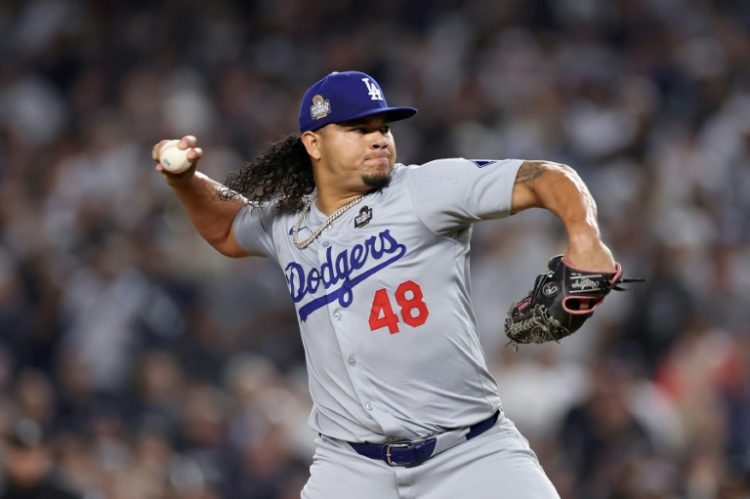 Venezuelan pitcher Brusdar Graterol, who helped the Los Angeles Dodgers win this year's World Series crown, will be sidelined until the second half of the 2025 season after undergoing right shoulder surgery, the team said. ©AFP