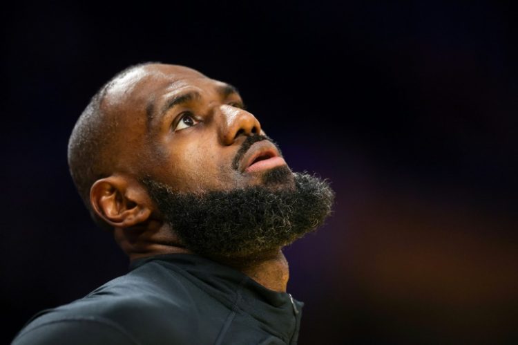 LeBron James said Wednesday he is taking a break from social media after sharing a post complaining about 'negative' media coverage. ©AFP